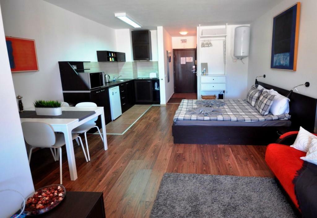 Apartman U Kompleksu Royal Towers Bansko Exterior foto